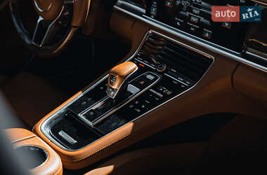 Фастбэк Porsche Panamera 2020 в 