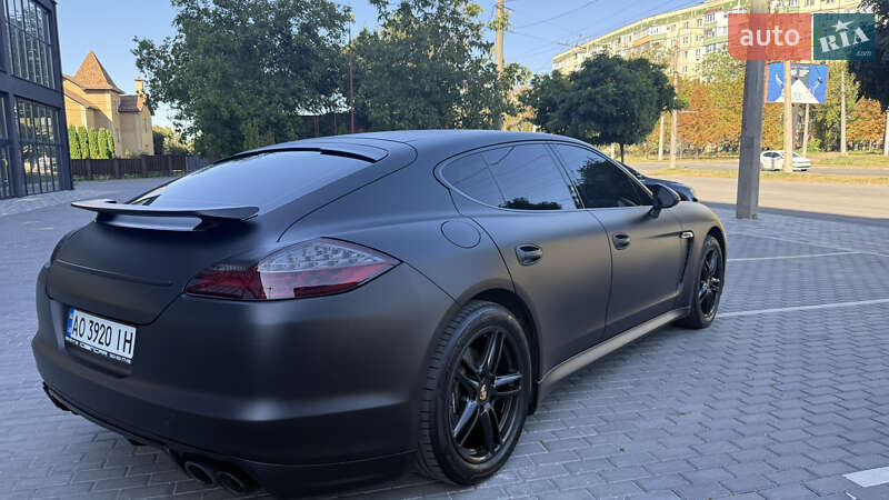 Фастбэк Porsche Panamera 2011 в Полтаве