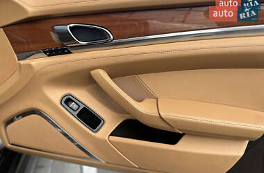 Фастбек Porsche Panamera 2010 в 