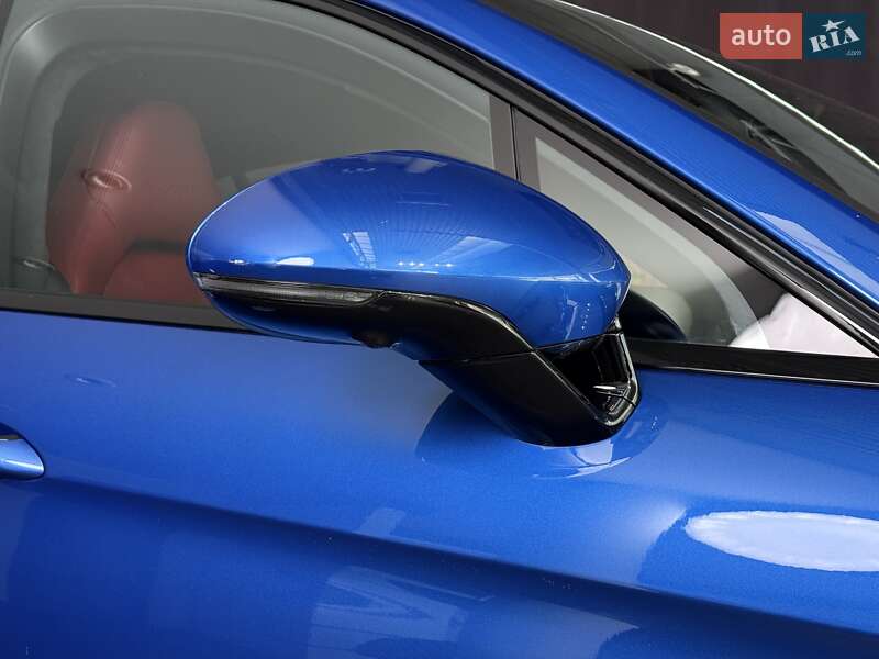 Фастбэк Porsche Panamera 2018 в Днепре