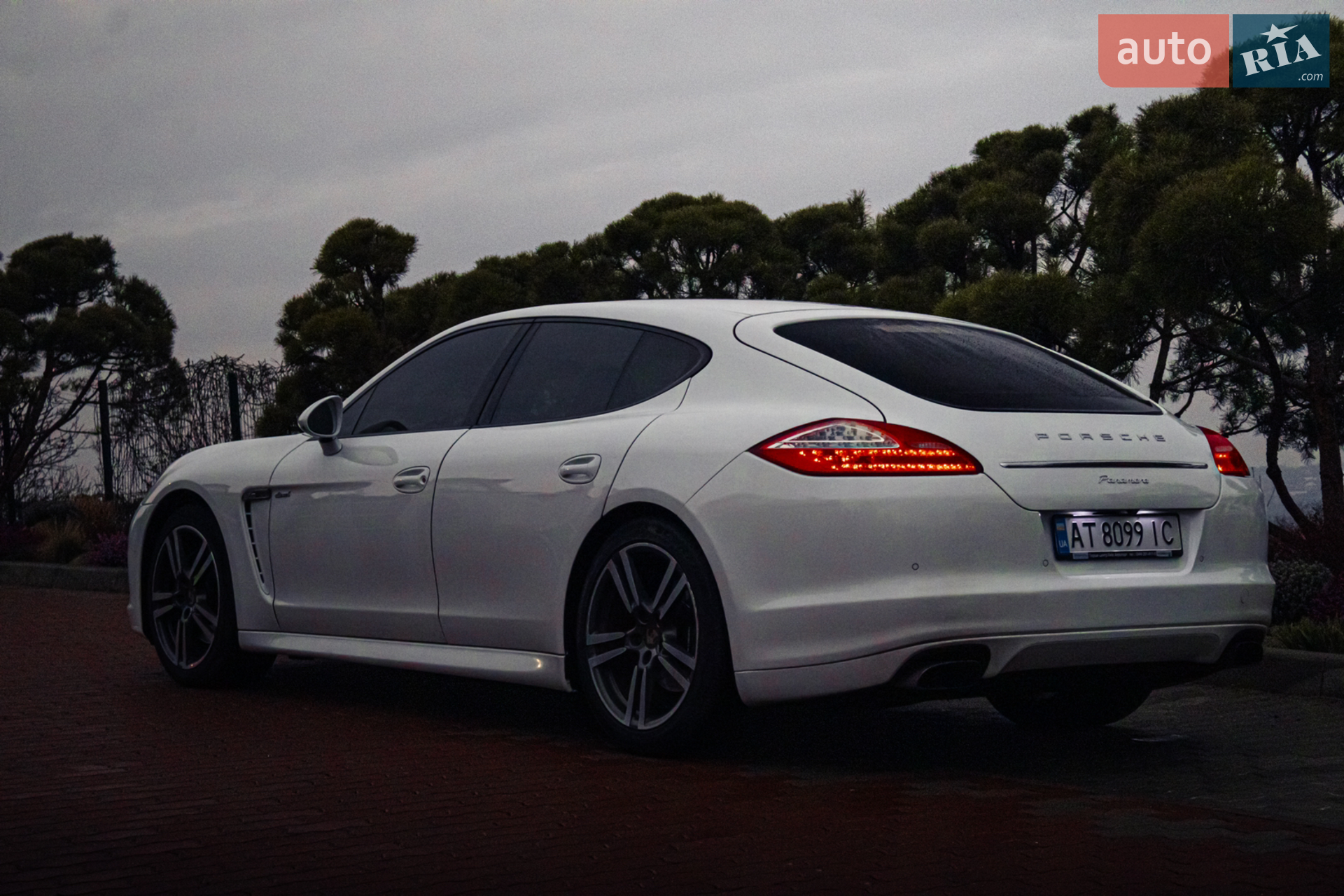 2012 Porsche Panamera - мініатюра 8