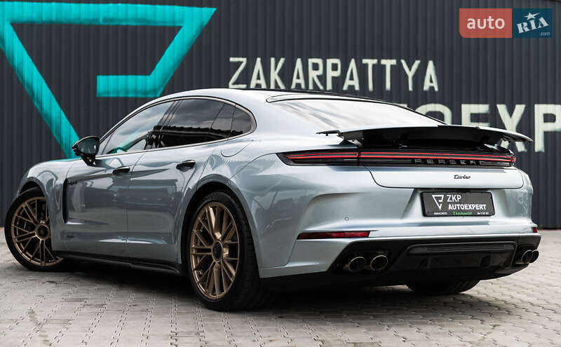 Фастбэк Porsche Panamera 2024 в Мукачево