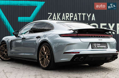 Фастбэк Porsche Panamera 2024 в 