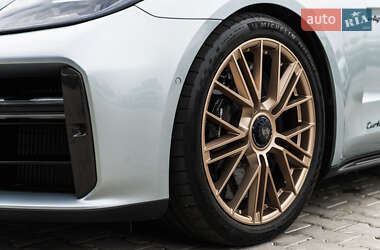 Фастбэк Porsche Panamera 2024 в 