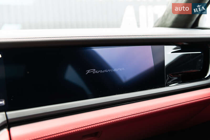 Фастбэк Porsche Panamera 2024 в Мукачево