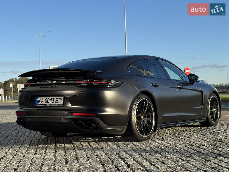 Фастбек Porsche Panamera 2017 в Києві фото 62 Фастбек Porsche Panamera 2017 в Києві