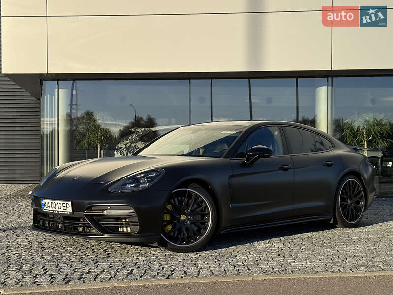 Фастбек Porsche Panamera 2017 в Києві фото 55 Фастбек Porsche Panamera 2017 в Києві