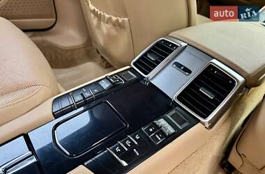 Фастбэк Porsche Panamera 2012 в 