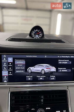 Фастбэк Porsche Panamera 2019 в 