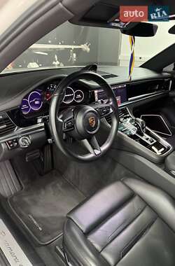 Фастбэк Porsche Panamera 2021 в 