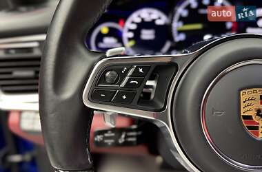 Фастбэк Porsche Panamera 2018 в 