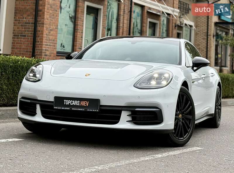 Фастбэк Porsche Panamera 2017 в Киеве фото 3 Фастбэк Porsche Panamera 2017 в Киеве
