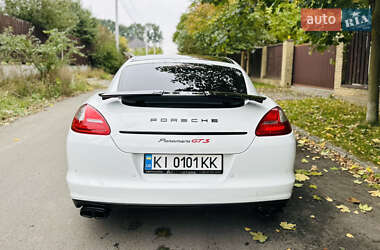 Фастбэк Porsche Panamera 2012 в 