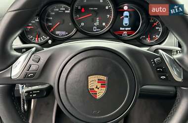 Фастбэк Porsche Panamera 2013 в 