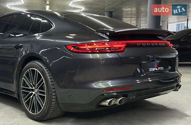 Фастбэк Porsche Panamera 2017 в 