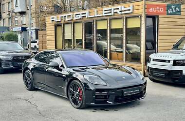 Фастбэк Porsche Panamera 2024 в 