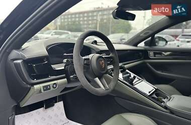 Фастбэк Porsche Panamera 2024 в 