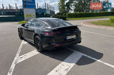 Фастбэк Porsche Panamera 2016 в 