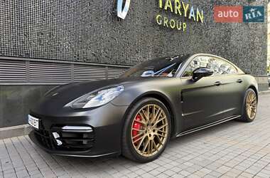 Фастбэк Porsche Panamera 2023 в 