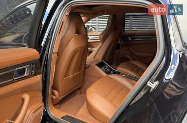 Фастбэк Porsche Panamera 2023 в 