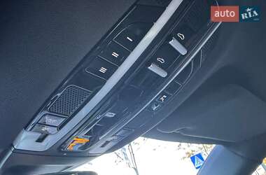 Фастбек Porsche Panamera 2018 в  фото 35 Фастбек Porsche Panamera 2018 в