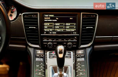 Фастбэк Porsche Panamera 2013 в 