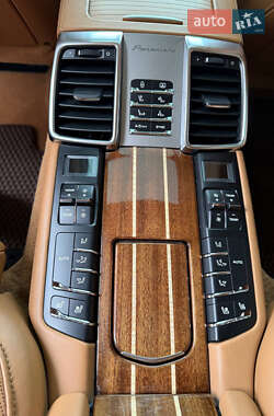 Фастбэк Porsche Panamera 2013 в 