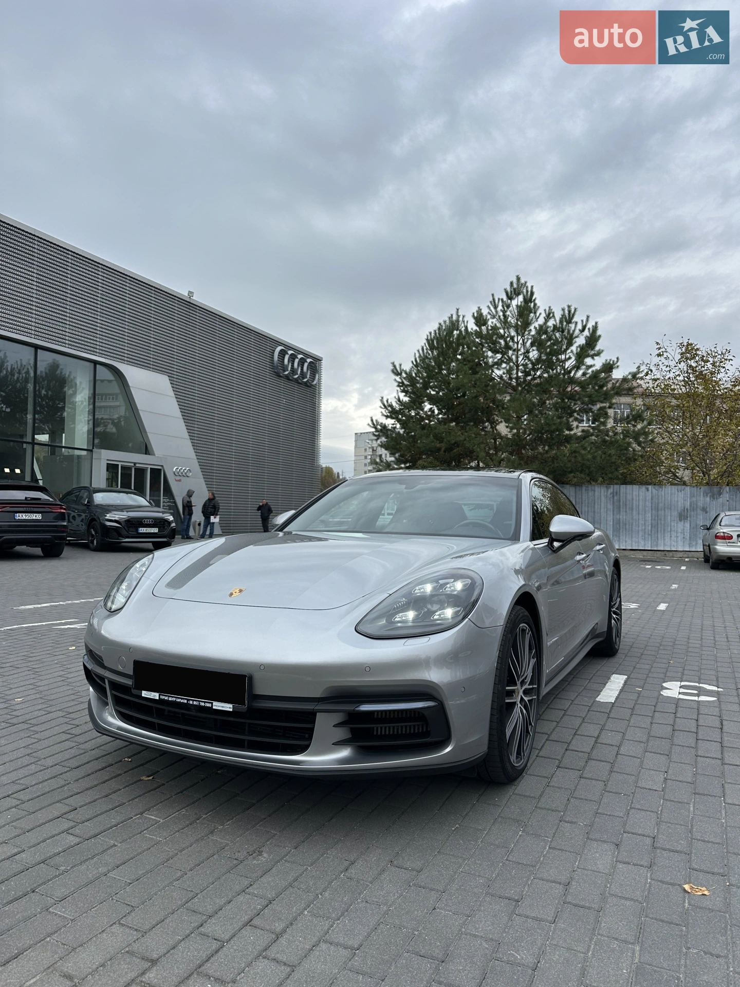 2018 Porsche Panamera - мініатюра 3