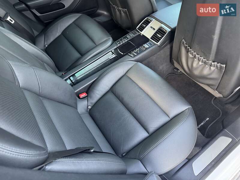 Фастбэк Porsche Panamera 2013 в Киеве
