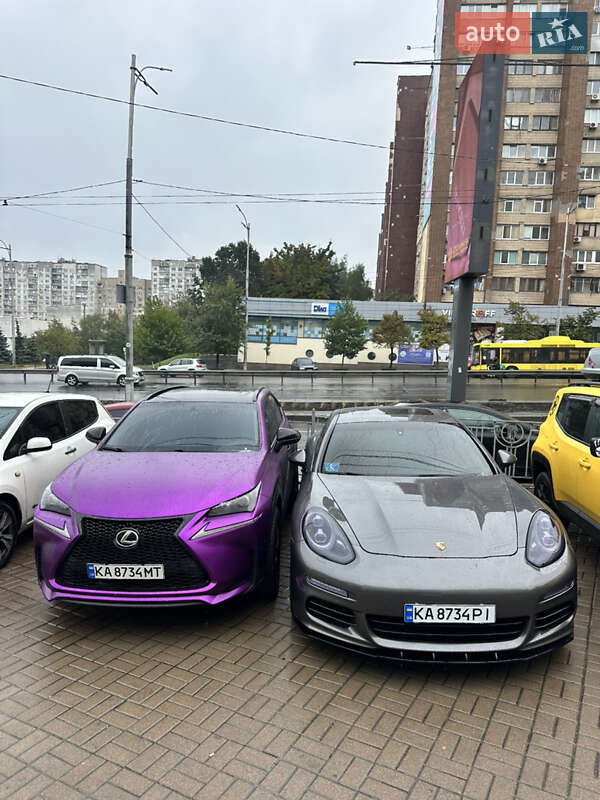 Фастбек Porsche Panamera 2013 в Києві фото 13 Фастбек Porsche Panamera 2013 в Києві