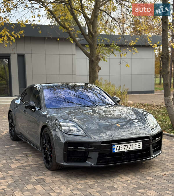 Фастбек Porsche Panamera 2025 в Кривому Розі фото 17 Фастбек Porsche Panamera 2025 в Кривому Розі