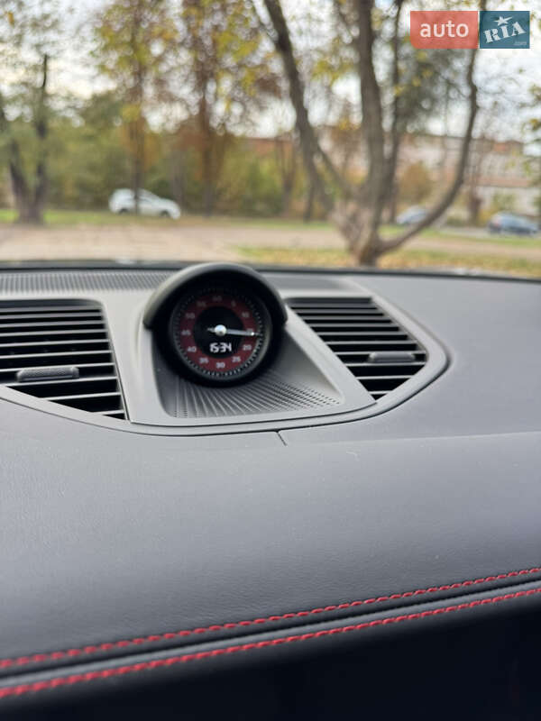 Фастбек Porsche Panamera 2025 в Кривому Розі фото 31 Фастбек Porsche Panamera 2025 в Кривому Розі