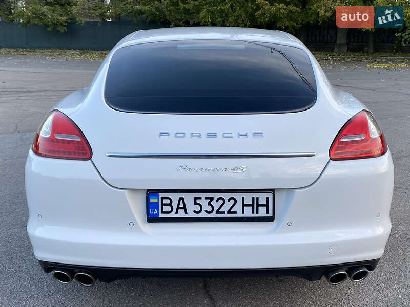 Фастбэк Porsche Panamera 2010 в Умани фото 12 Фастбэк Porsche Panamera 2010 в Умани