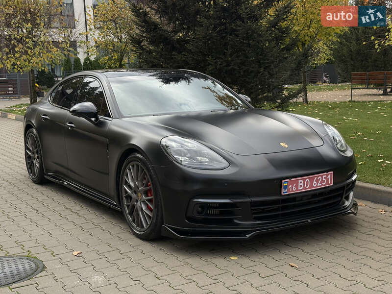 Фастбек Porsche Panamera 2017 в Києві фото Фастбек Porsche Panamera 2017 в Києві