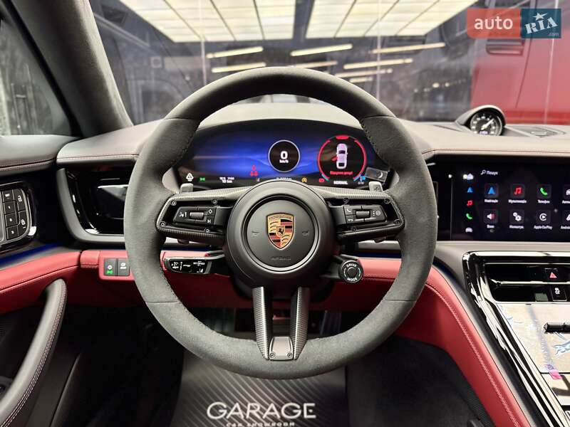 Фастбек Porsche Panamera 2025 в Києві