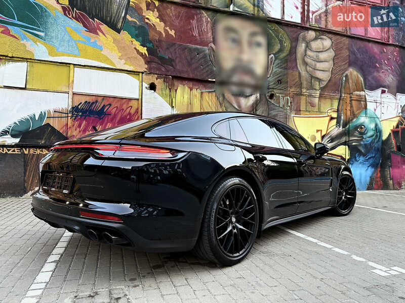 Фастбэк Porsche Panamera 2022 в Киеве фото 15 Фастбэк Porsche Panamera 2022 в Киеве