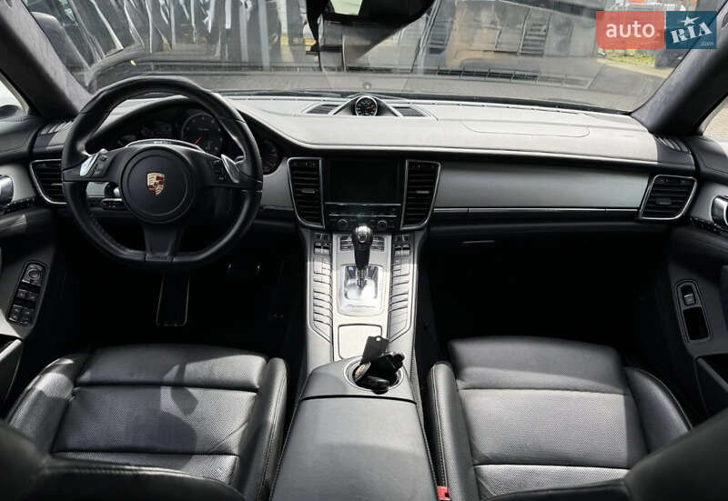 Фастбэк Porsche Panamera 2011 в Киеве фото 15 Фастбэк Porsche Panamera 2011 в Киеве