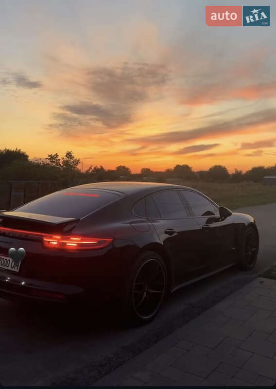 Фастбэк Porsche Panamera 2018 в Днепре фото 3 Фастбэк Porsche Panamera 2018 в Днепре