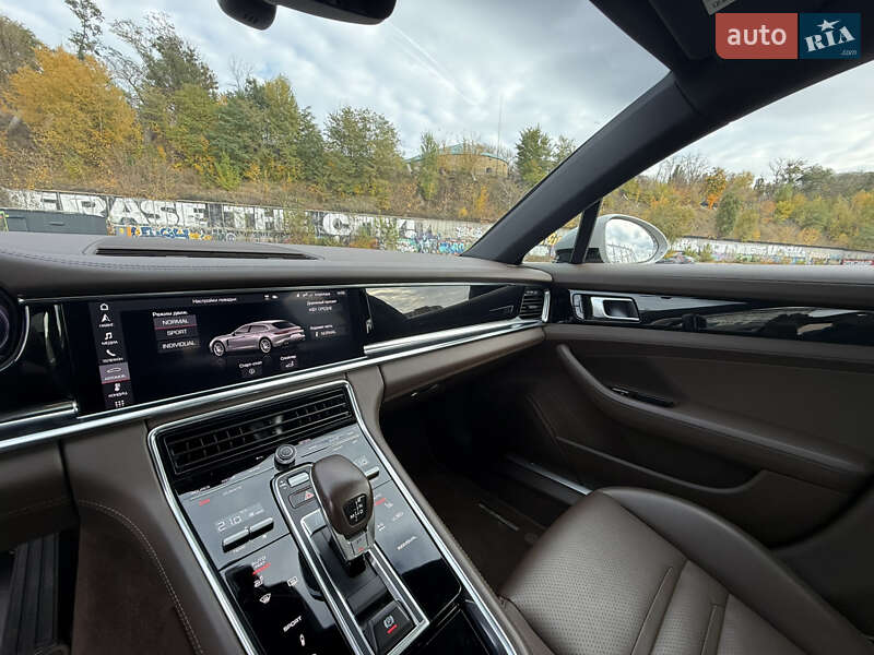 Универсал Porsche Panamera 2020 в Киеве