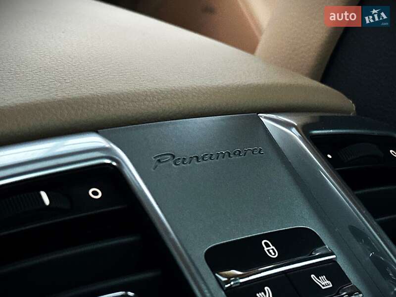 Фастбек Porsche Panamera 2015 в Києві фото 30 Фастбек Porsche Panamera 2015 в Києві
