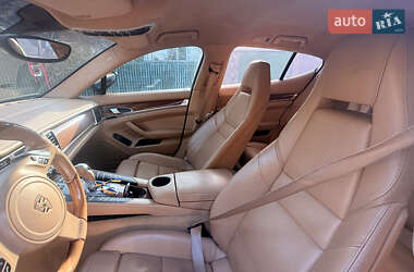 Фастбэк Porsche Panamera 2010 в Одессе