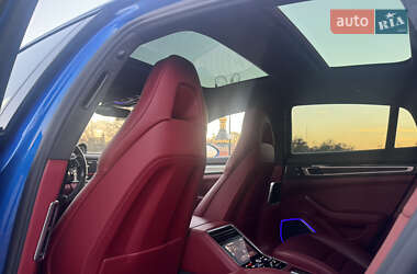 Фастбэк Porsche Panamera 2017 в Киеве