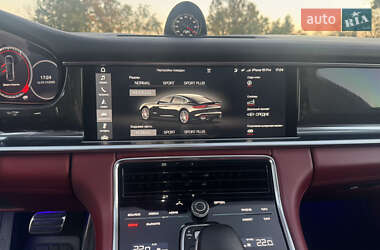 Фастбэк Porsche Panamera 2017 в Киеве