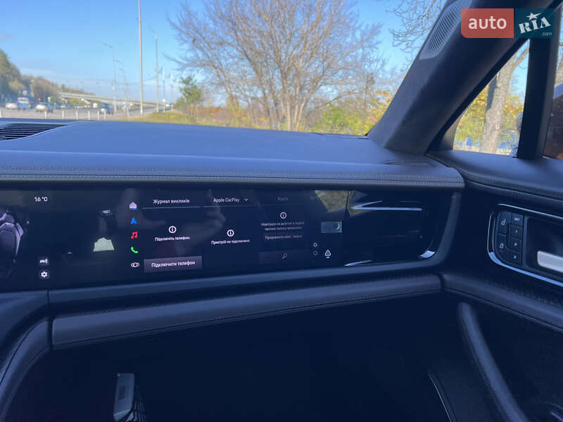 Фастбек Porsche Panamera 2024 в Києві