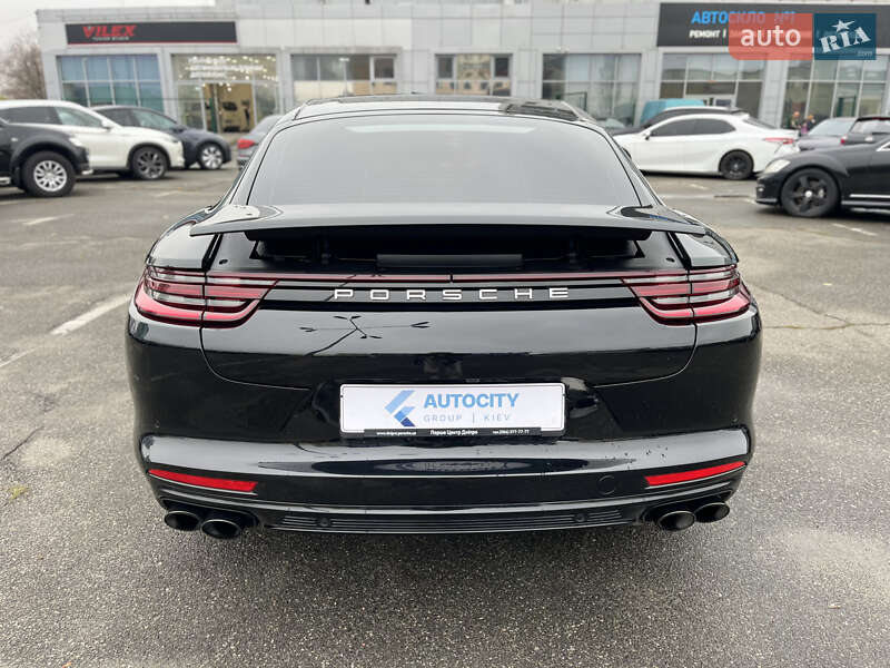 Фастбэк Porsche Panamera 2019 в Киеве фото 15 Фастбэк Porsche Panamera 2019 в Киеве