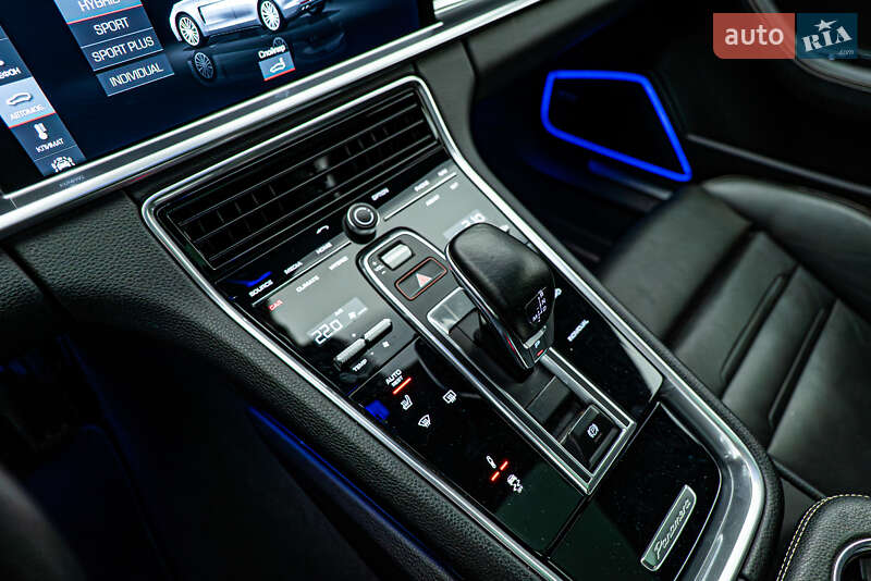 Універсал Porsche Panamera 2020 в Києві фото 20 Універсал Porsche Panamera 2020 в Києві