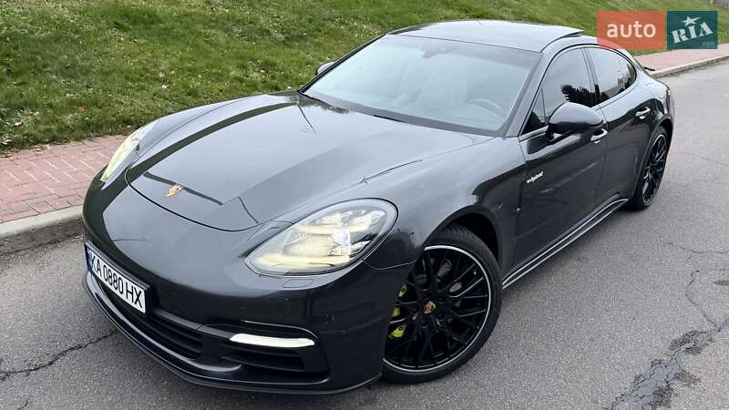 Фастбек Porsche Panamera 2017 в Києві фото 3 Фастбек Porsche Panamera 2017 в Києві