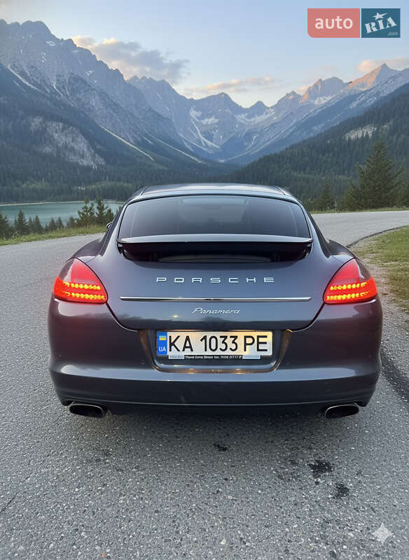 Фастбэк Porsche Panamera 2012 в Киеве фото 18 Фастбэк Porsche Panamera 2012 в Киеве