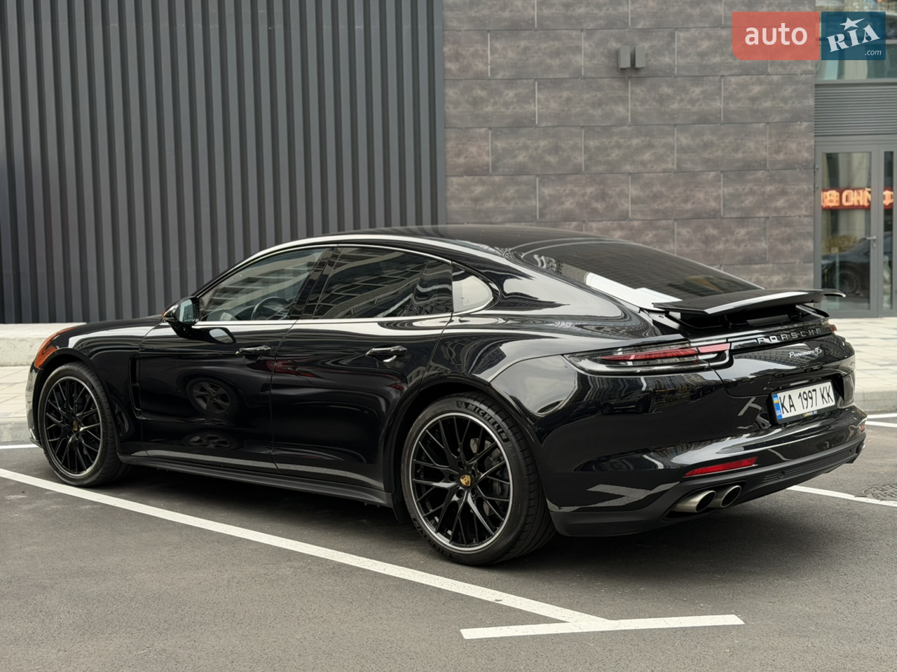 2017 Porsche Panamera - мініатюра 36