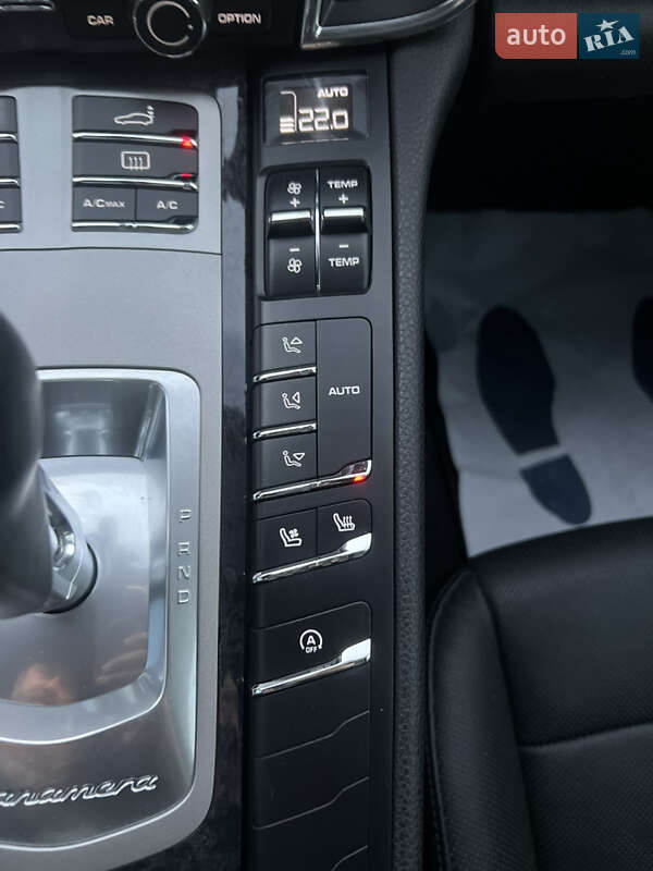 Фастбек Porsche Panamera 2013 в Києві фото 23 Фастбек Porsche Panamera 2013 в Києві